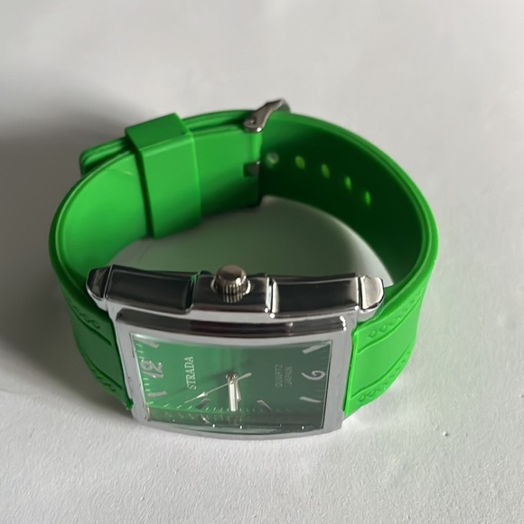 Strada Large Face Japanese Movement Quartz Watch - NOS - Picture 14 of 16